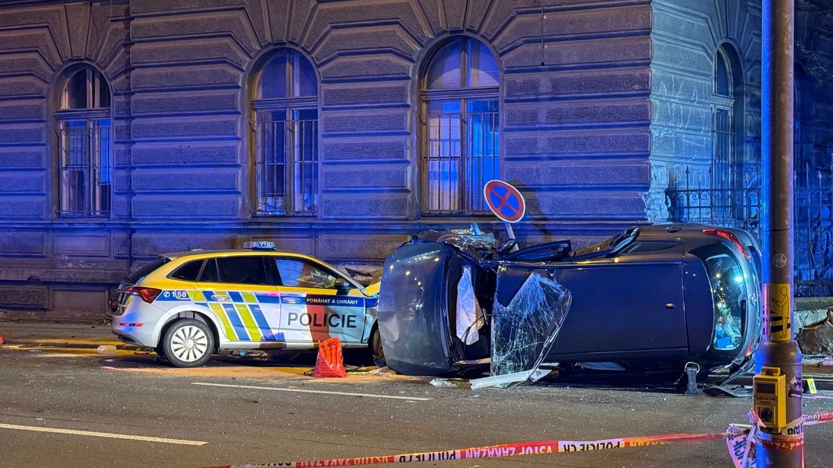 Policistka, která v Praze způsobila smrtelnou nehodu, u soudu odmítla přiznat vinu